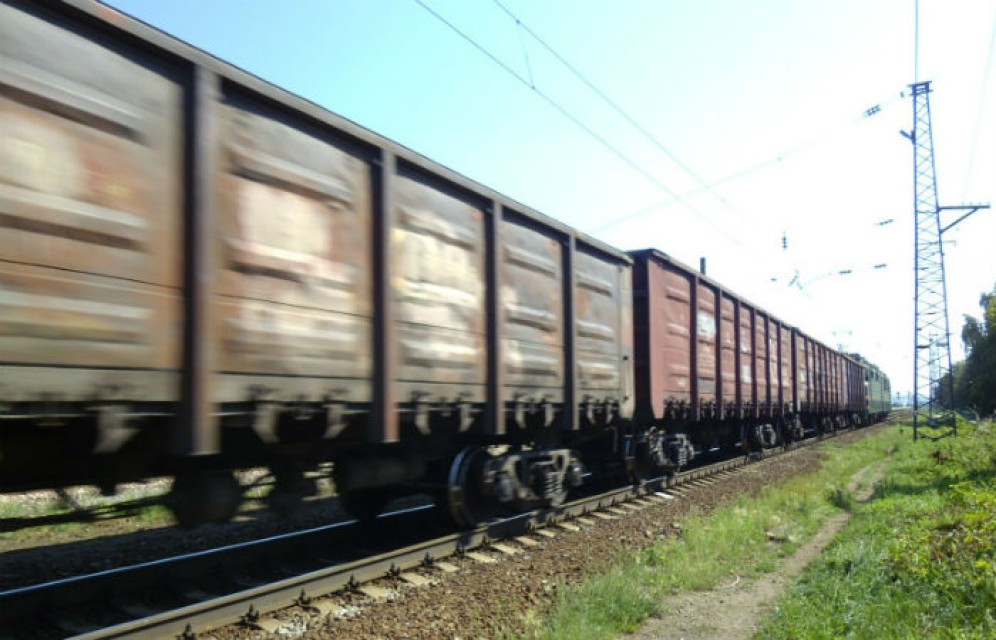 В Аскизском районе подростки катались на подножках вагона грузового поезда