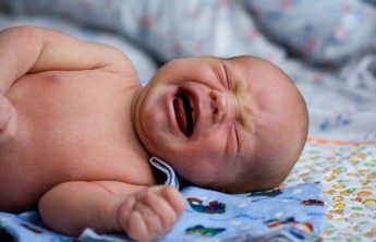 В Абакане отец чуть не убил 3-месячного сына