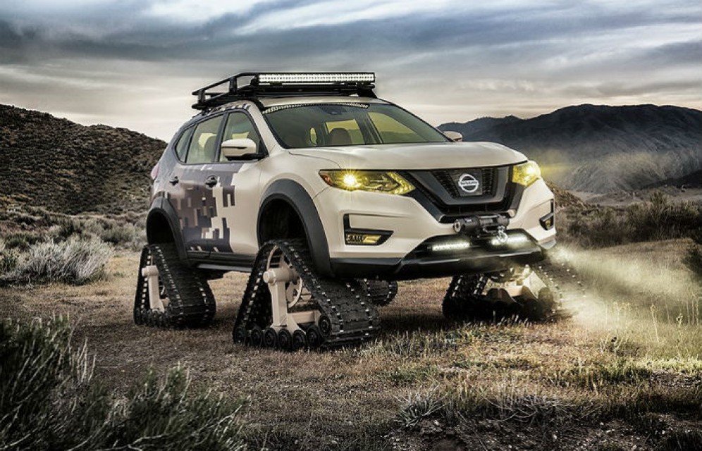 Nissan построил гусеничный внедорожник