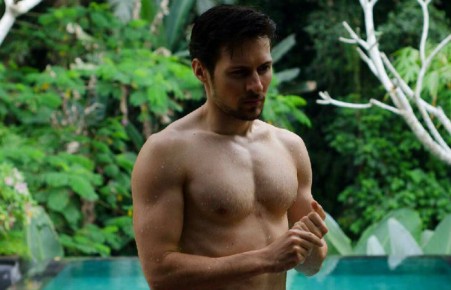 Дуров призвал россиян брать пример с Путина и сниматься с голым торсом