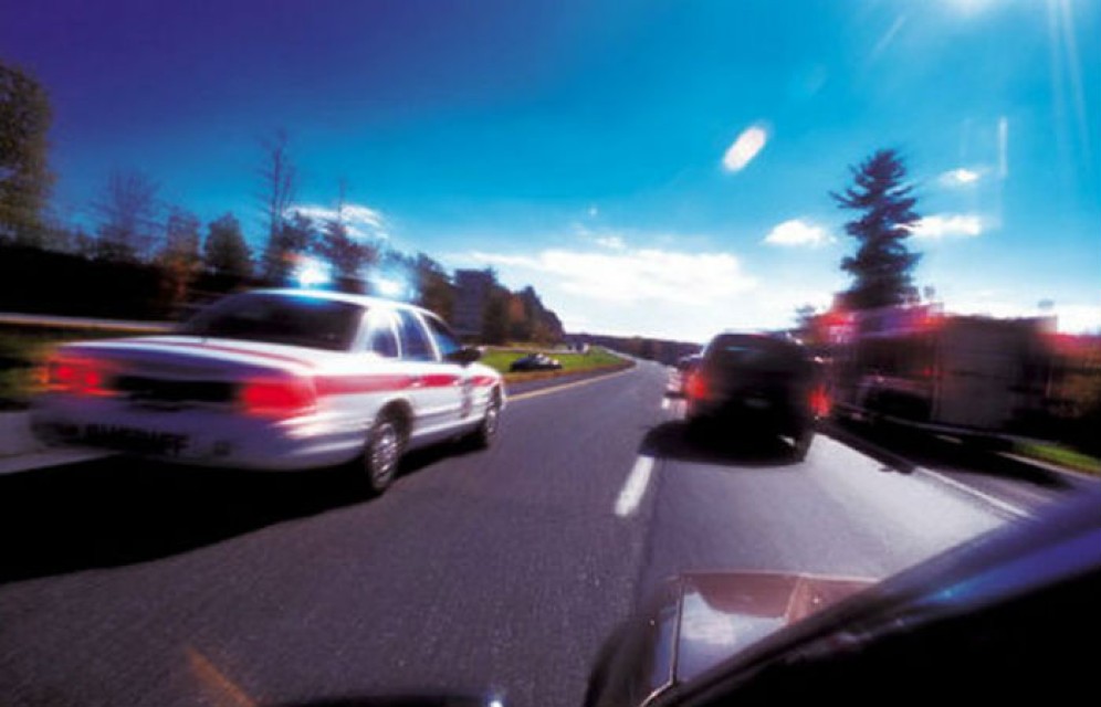 В Абакане задержали пьяного гонщика, который оказался в розыске за кражу