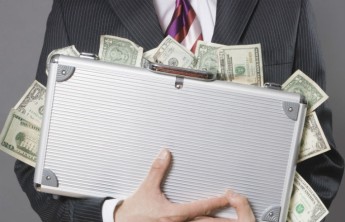 Депутата райсовета в Красноярском крае подозревают в хищении более 15 млн рублей