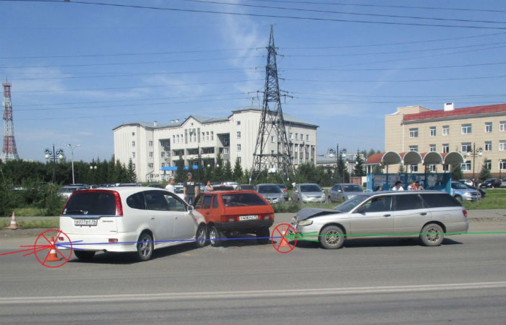 В Абакане потерявший сознание водитель спровоцировал ДТП с тремя автомобилями