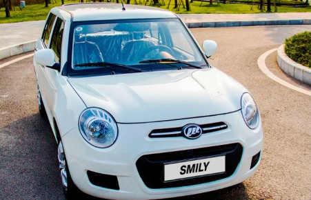 Топ-5 самых дешевых авто в РФ составили машины из Китая