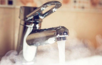 Минстрой назвал возможную дату частичного отказа от отключений горячей воды ​