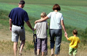 Большинством бедняков оказались россияне с детьми