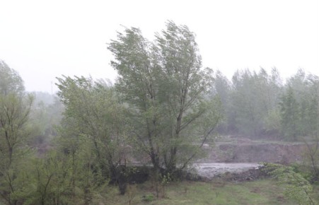 На Хакасию обрушатся ветер и грозы