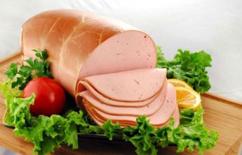 В Красноярске 90% "Докторской" колбасы оказалось фальсификатом