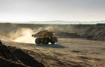 Разрез СУЭК в Хакасии оспорил штраф Росприроднадзора, потребовавшего получить лицензию