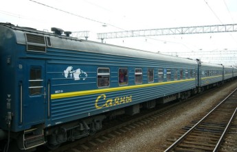 Пенсионерка обокрала попутчицу в поезде «Москва-Абакан» и смыла деньги в унитаз