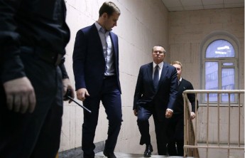 Улюкаев не смог ответить на вопрос о происхождении сумки с деньгами при задержании