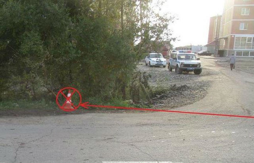 В Абакане водитель съехал в кювет: двое пострадавших