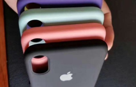 Как выбрать оригинальные аксессуары для IPhone 8 и IPhone 8 Plus