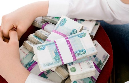 СМИ: Минтруд назвал профессии с самыми высокими зарплатами в России