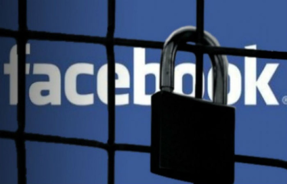 Facebook пригрозили заблокировать в России