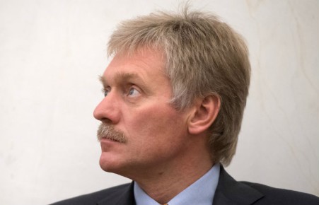 Песков объяснил отставки губернаторов в регионах России