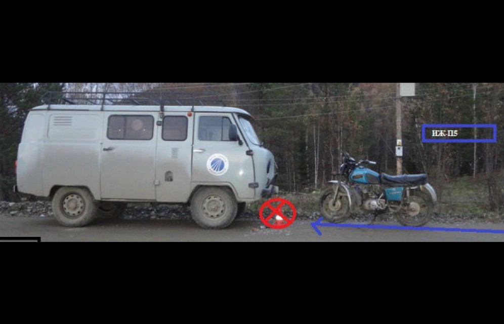 В Хакасии подросток на мотоцикле врезался в стоящий автомобиль