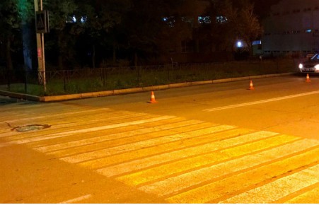 В Саяногорске водитель сбил подростка на "зебре" и сбежал