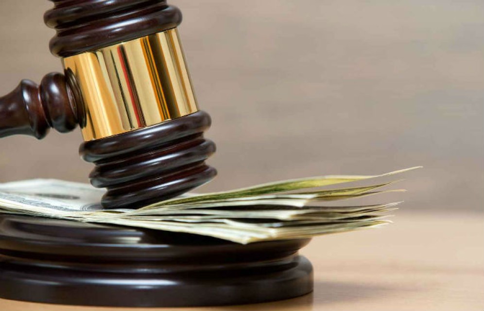 В Хакасии оштрафована на 1 млн рублей фирма, представитель которой дал взятку главврачу республиканской больницы