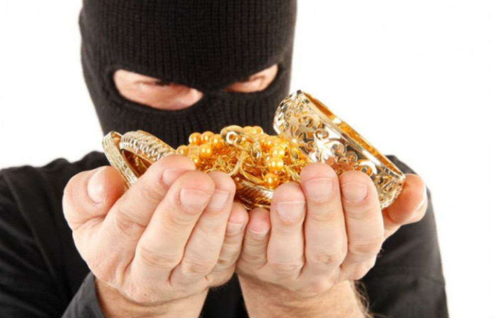 В Черногорске раскрыто разбойное нападение на ювелирный салон