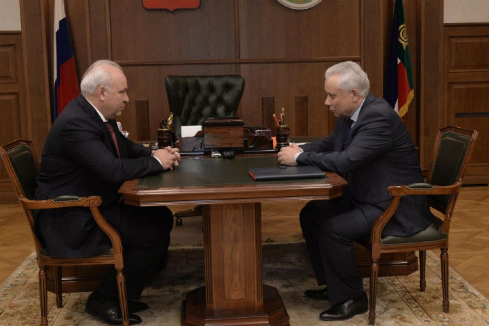 Валерий Денщиков ушел в отставку с поста руководителя администрации главы Хакасии