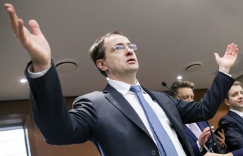 Васильева отказалась лишить Мединского ученой степени