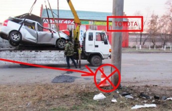 В Абакане водитель погиб, врезавшись в электроопору