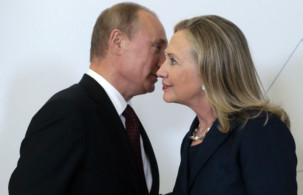 Трамп предложил расследовать связи Билла и Хиллари Клинтон с Россией