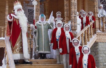 Дед Мороз начал предновогоднее путешествие по России