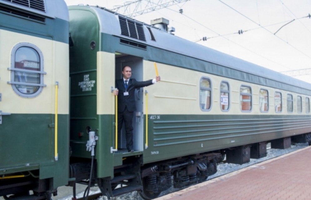 РЖД приостановят продажу билетов в плацкартные и общие вагоны на 2018 год