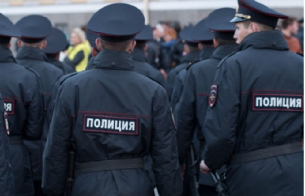 Опрос: меньше половины россиян довольны работой полиции