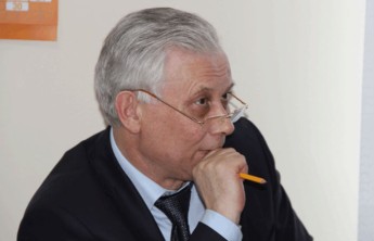 Руководитель администрации главы Хакасии Валерий Денщиков остается на своем посту