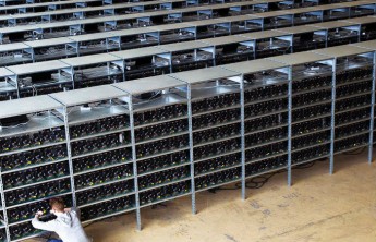 Одна Bitcoin-транзакция потребляет электричества, как семья за неделю