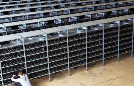 Одна Bitcoin-транзакция потребляет электричества, как семья за неделю