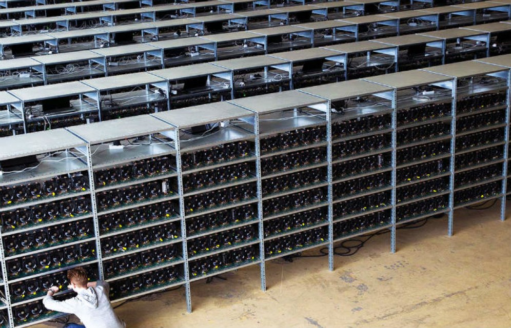 Одна Bitcoin-транзакция потребляет электричества, как семья за неделю