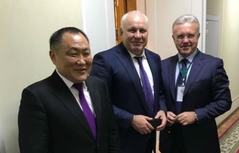 Хакасия продолжит развитие сотрудничества с Тувой и Красноярским краем