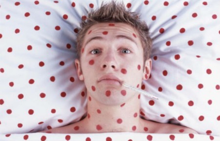 Россиян предупредили о вспышке кори в нескольких странах Европы