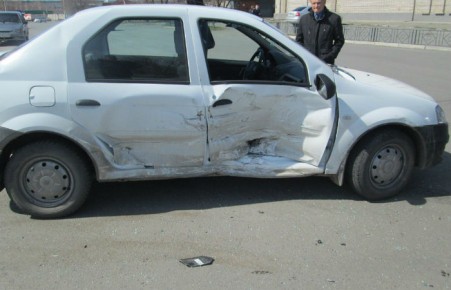 В Саяногорске 77-летний водитель спровоцировал ДТП