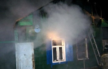 В Абакане на пожаре погибли мужчина и женщина