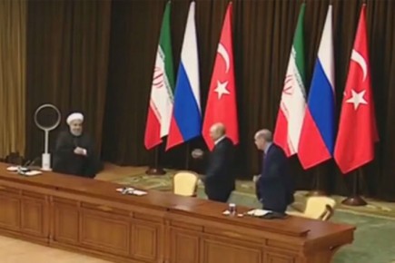 Путин уронил стул Эрдогана ​