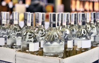 В Минусинске ликвидировали крупнейший подпольный цех по производству алкоголя 