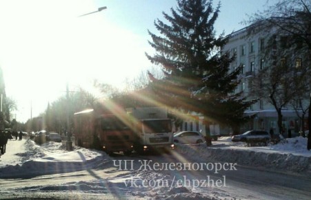 «Праздник к нам приходит»: в Красноярском крае столкнулись грузовики Coca-Cola и Pepsi