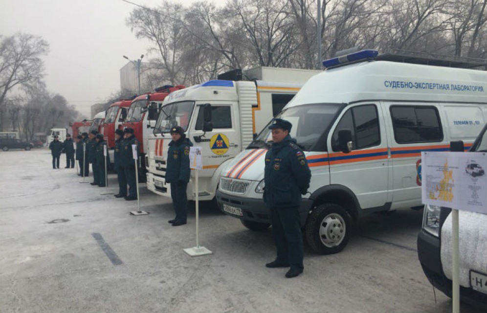 В Хакасии прошел показ пожарной и аварийно-спасательной техники