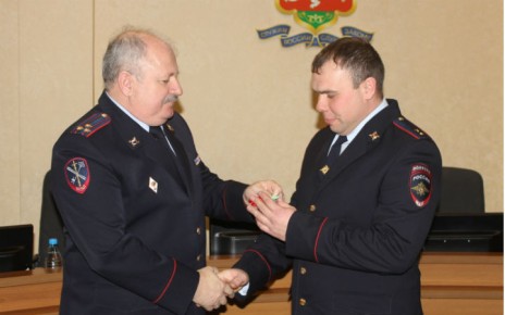 В Хакасии более 60 полицейских получили ключи от служебных квартир