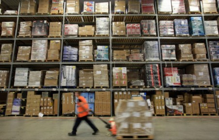 Новогодние подарки россиян оказались под угрозой из-за таможни