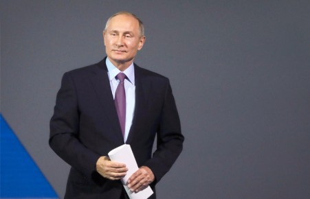 Путин пообещал объявить о своем решении по участию в выборах в ближайшее время