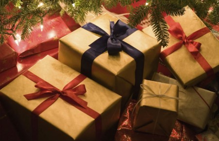 В Росстате посчитали стоимость подарков для россиян в Новый год