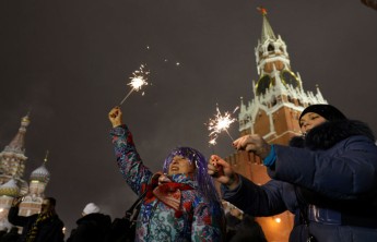 Госдума отклонила законопроект о сокращении новогодних каникул