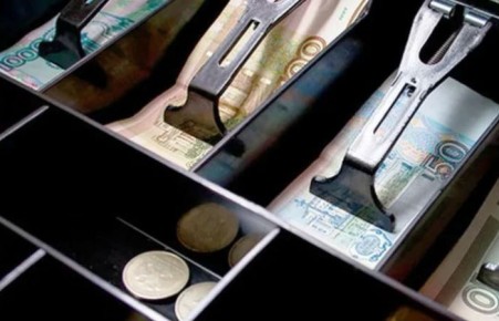 В Абакане воры обокрали аптеку