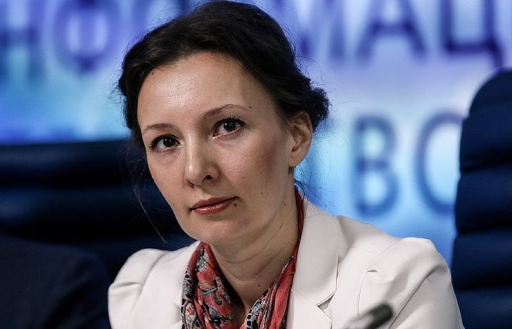 Детский омбудсмен сомневается в правомерности лишения матери семи приемных детей в Хакасии